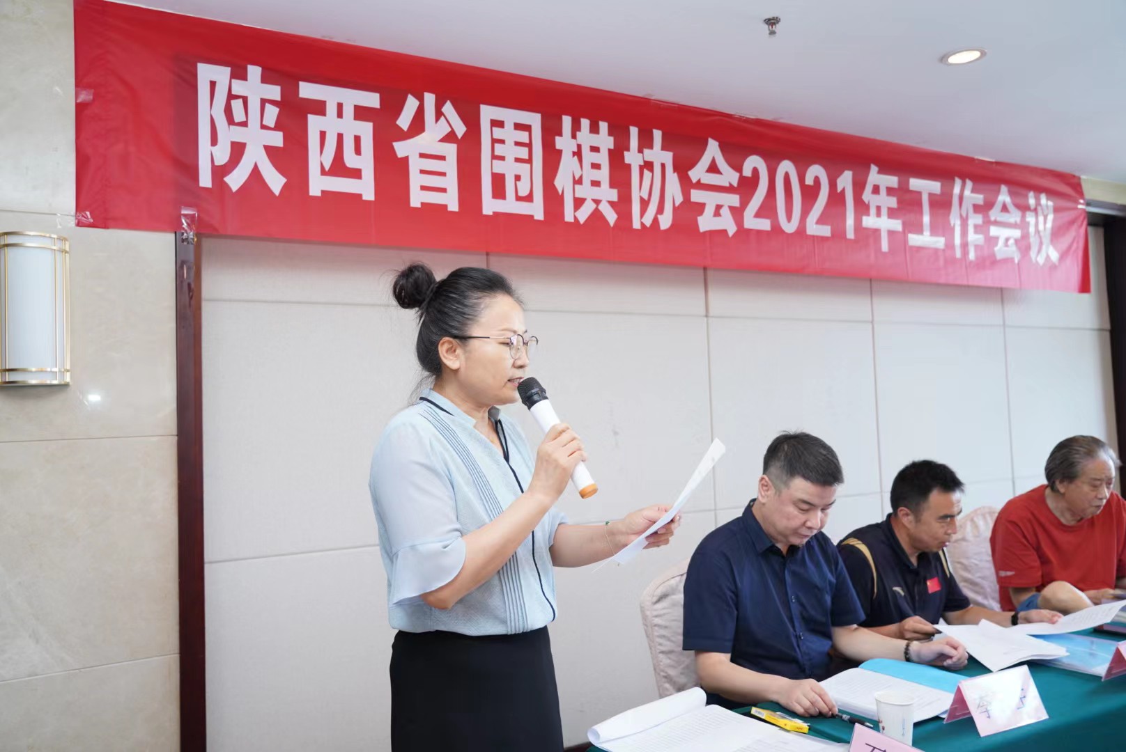 石老师讲话.jpg 石老师讲话.jpg